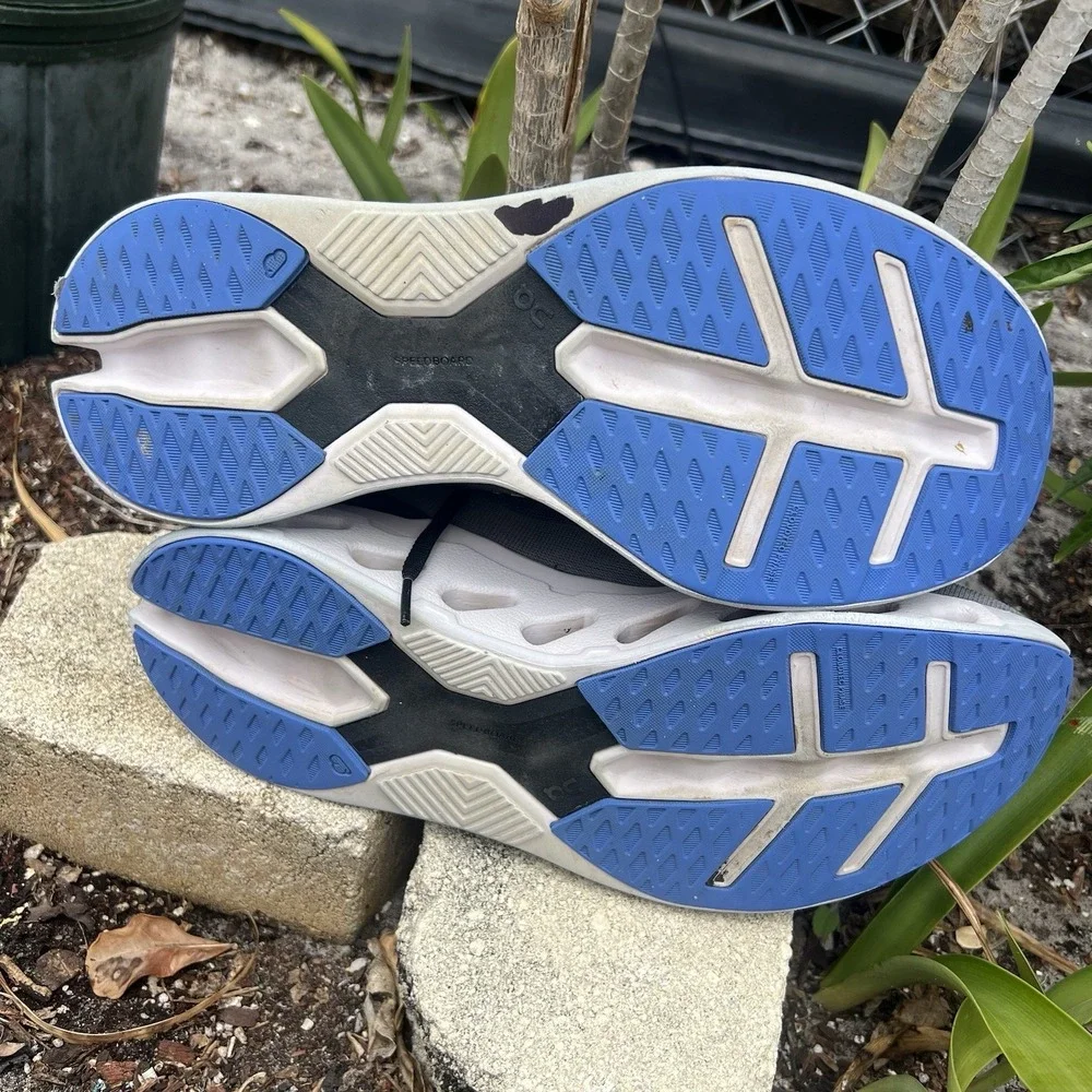 On Running missing insoles